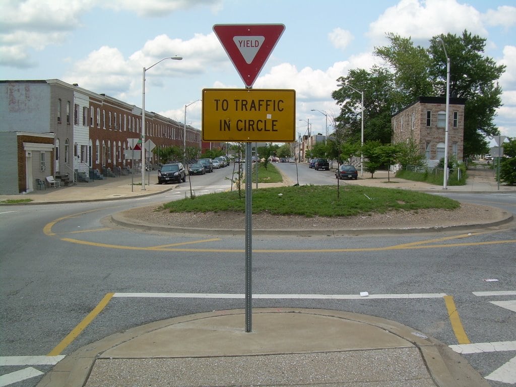 Accident Lawyer in Baltimore Discusses Roundabout Car Accidents